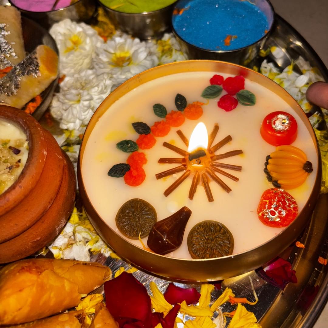 Holi Theme Candle